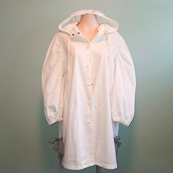 White denim oversized jacket with hood and pockets - Picture 1 of 11